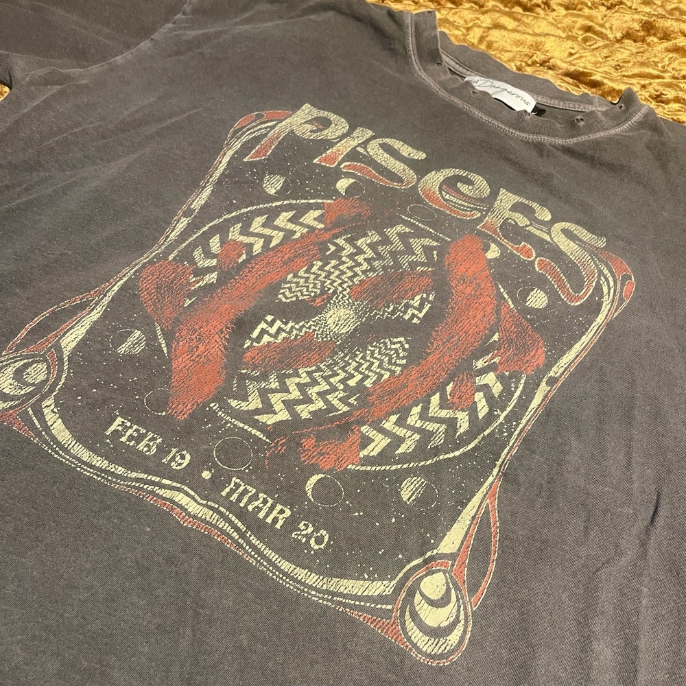Free people oversized vintage tee - Pisces.
